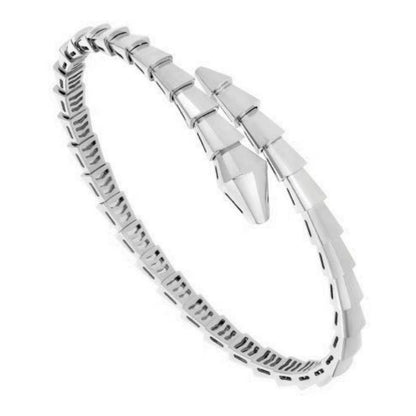 18K Gold Snake Bone Bracelet with Diamonds