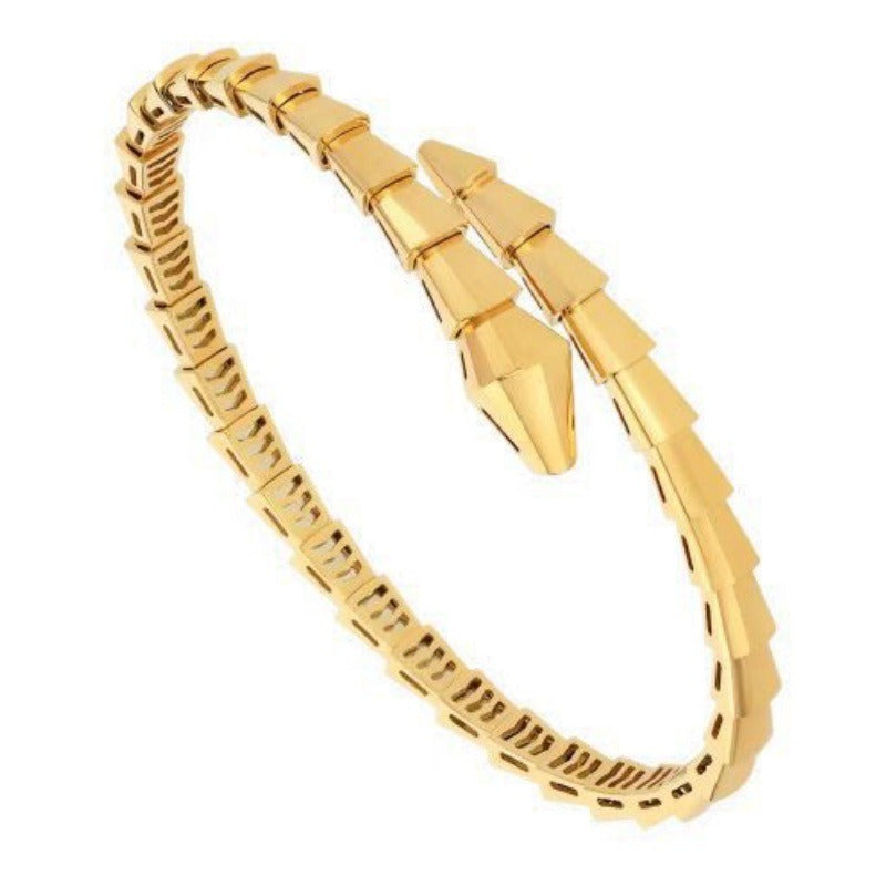 18K Gold Snake Bone Bracelet with Diamonds